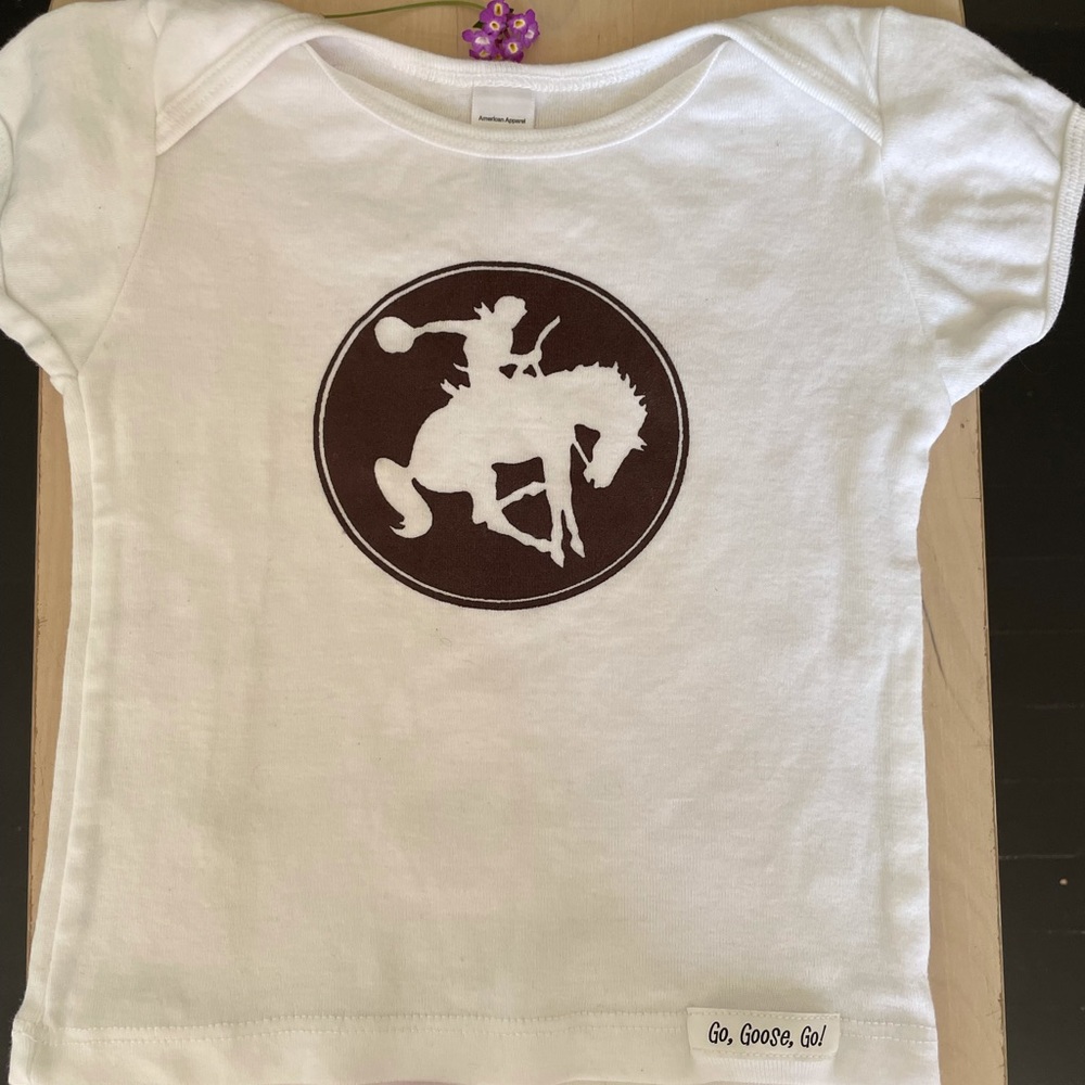 Cowboy/Cowgirl Graphic Tee 12-18 Months NWOT